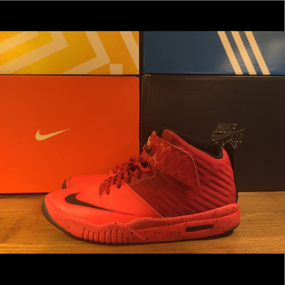 Nike Lebron Air Akronite